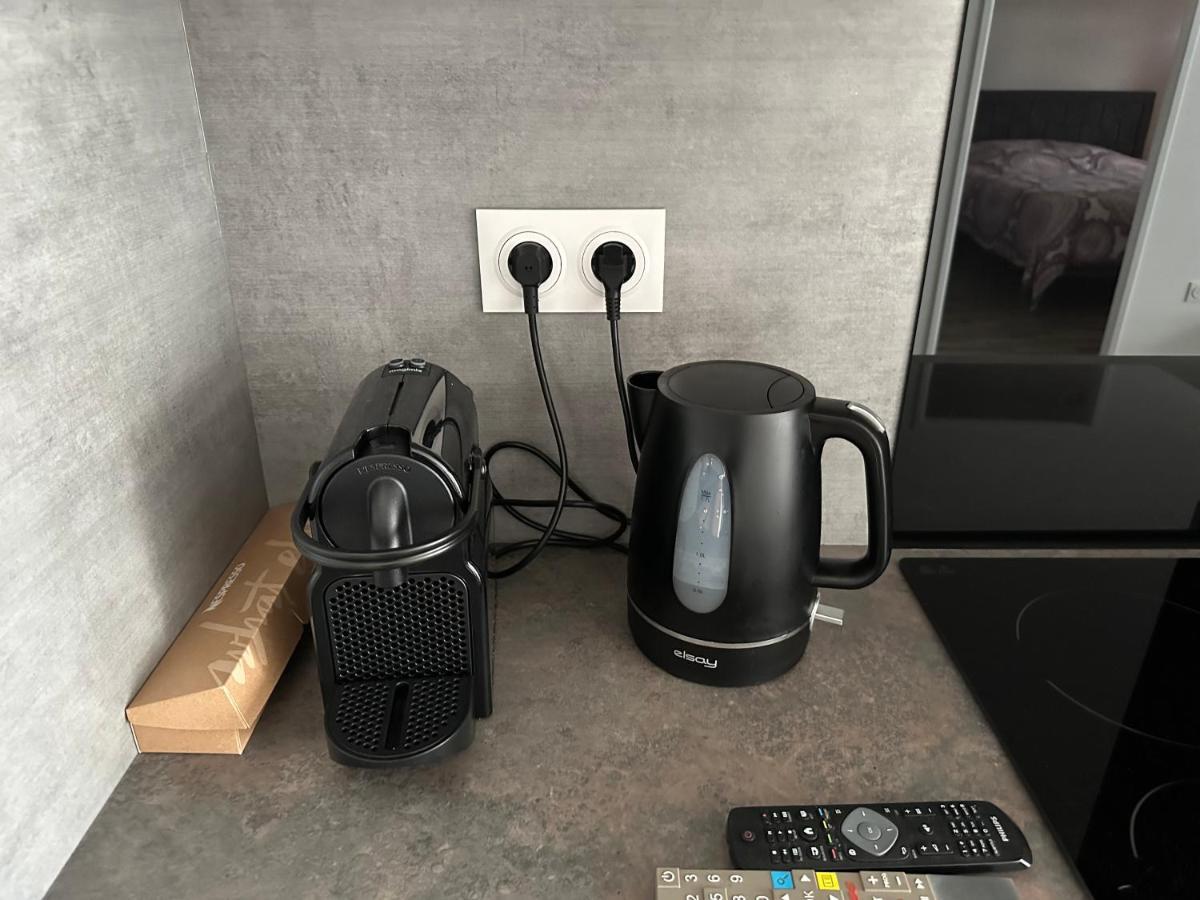 Agreable 2 Pieces Avec Balcon Et Parking Transports By Immo Kit Bnb Sarcelles Bagian luar foto